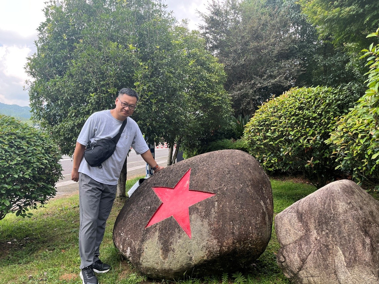 图片2.jpg 图片2.jpg